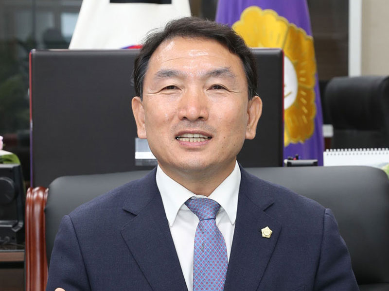 ▲안동시의회 김호석 의장이 자신의 지역구 안동시 바 선거구(용상동)에서 3선 도전을 선언했다.(사진 안동시의회 제공)