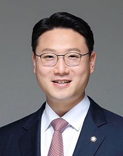 ▲변호사 안형진.