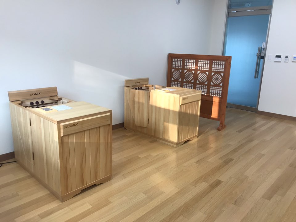▲안동호반자연휴양림 호반힐링타운 치유관 온열치료기.(사진 경북도청 제공)